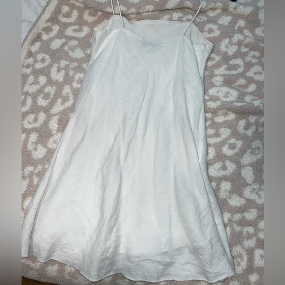ruby and jenna white linen mini dress - Picture 3 of 3
